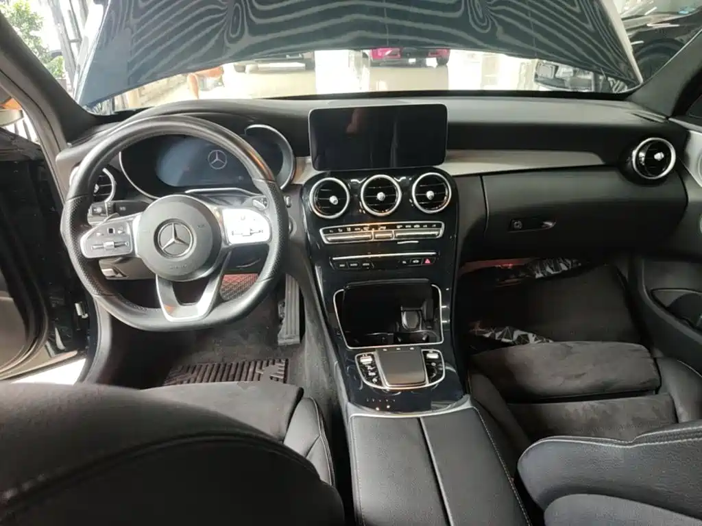 Mercedes-Benz C-Class — миниатюра 10