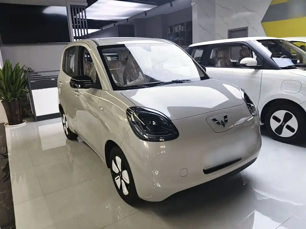 Wuling MINIEV — миниатюра 4