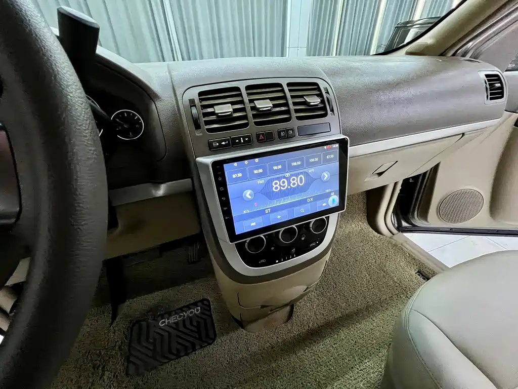 Buick GL8 — миниатюра 12