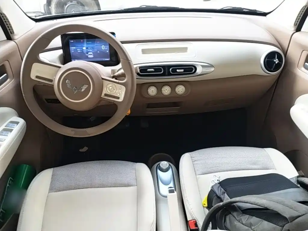 Wuling MINIEV — миниатюра 10
