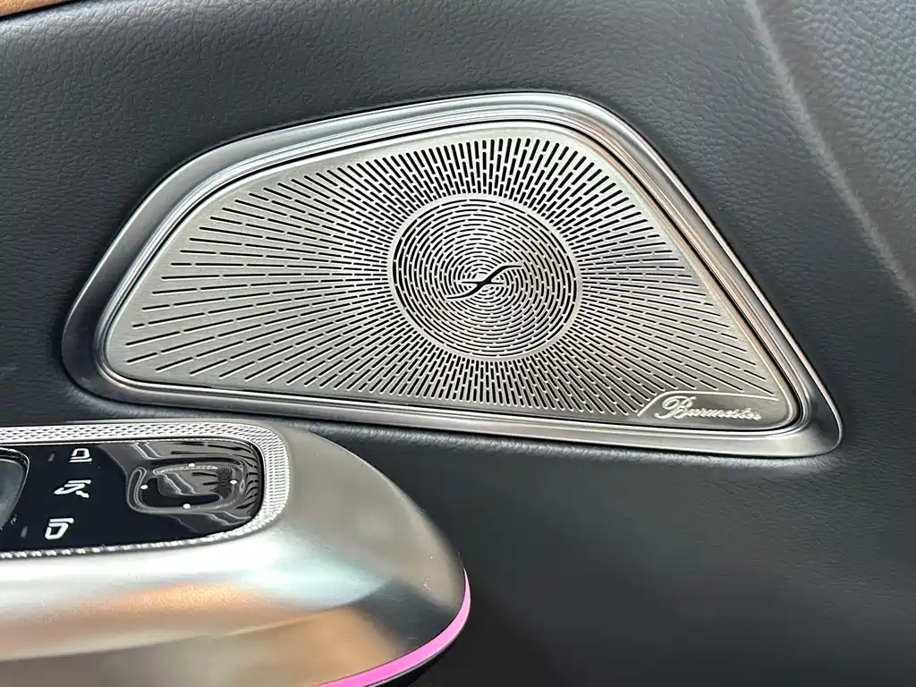 Mercedes-Benz E-Class — миниатюра 20