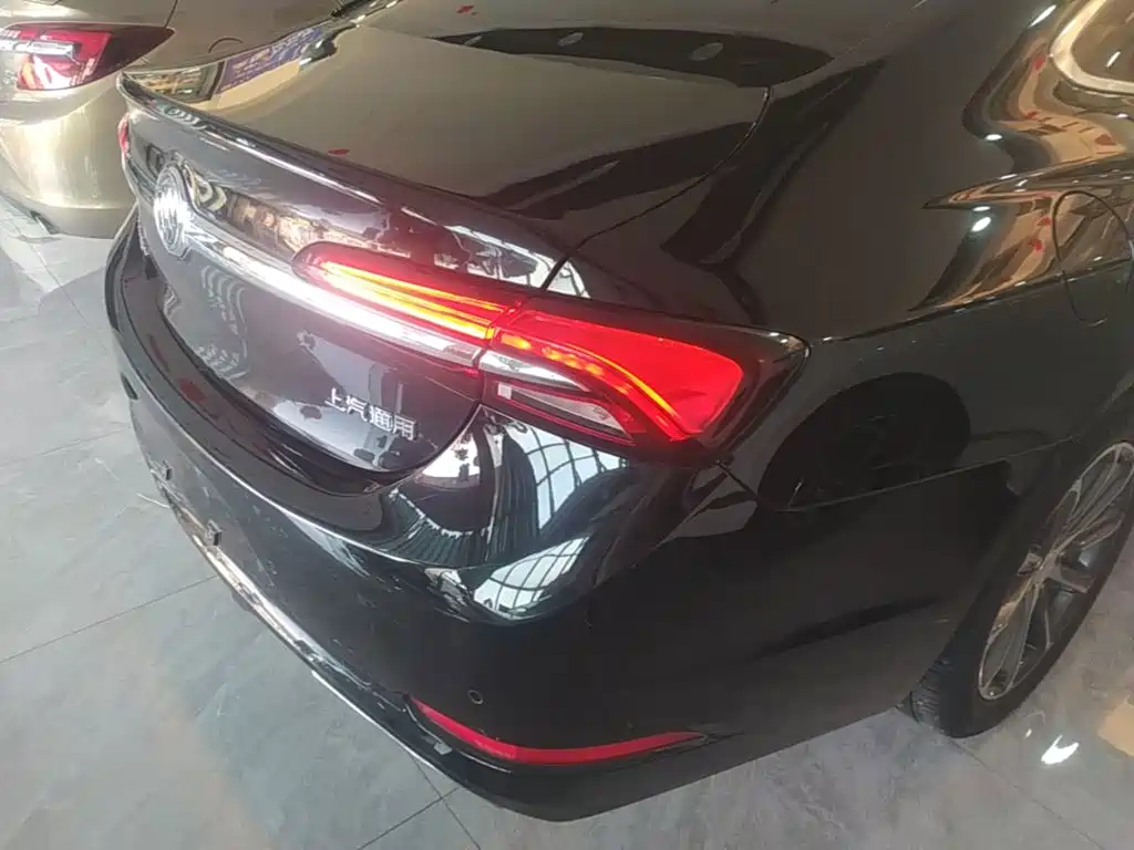 Buick LaCrosse — миниатюра 8
