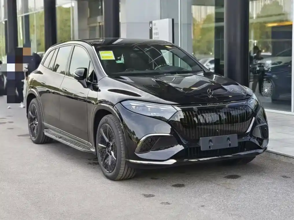Mercedes-Benz EQS SUV — миниатюра 3