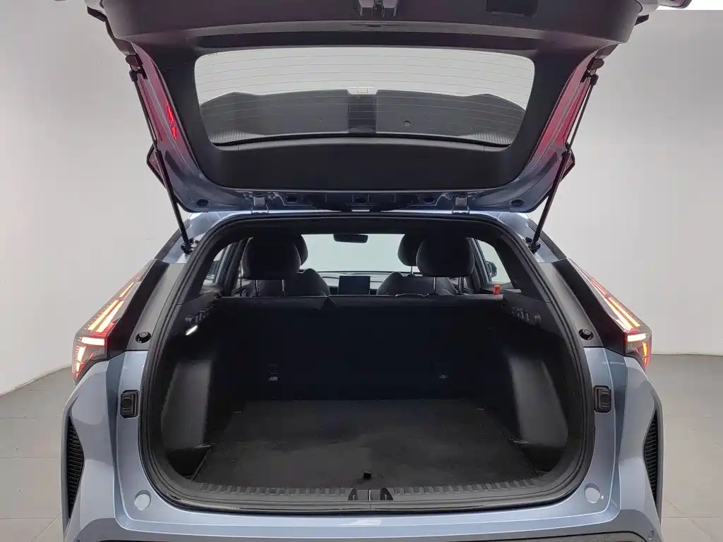 Geely Boyue — миниатюра 16