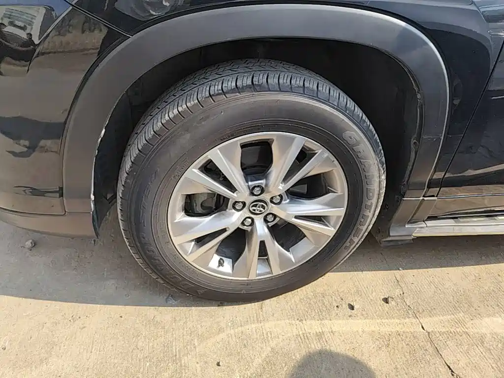 Toyota Highlander — миниатюра 23
