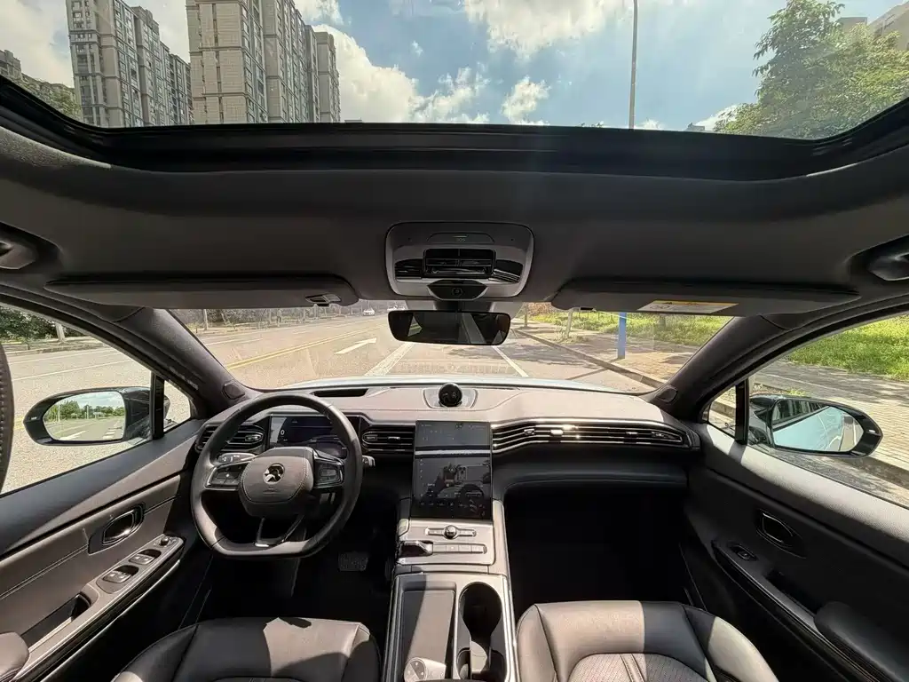 NIO ES6 — миниатюра 3