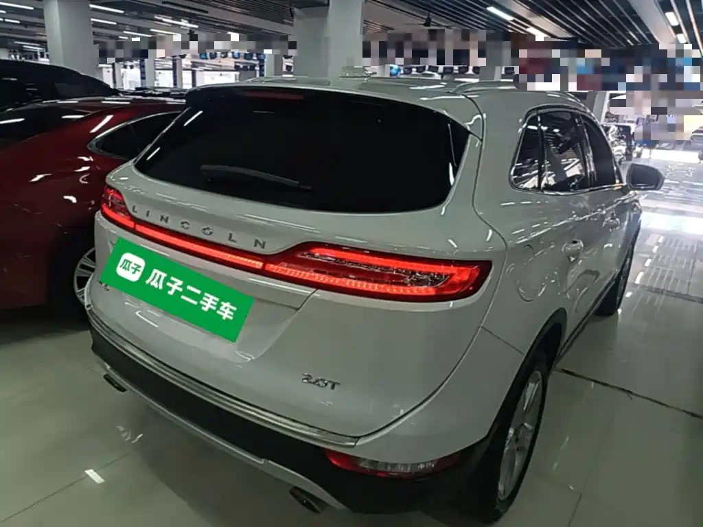 Lincoln MKC — миниатюра 7