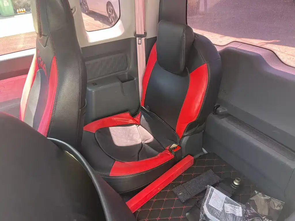 Baojun E300 — миниатюра 8
