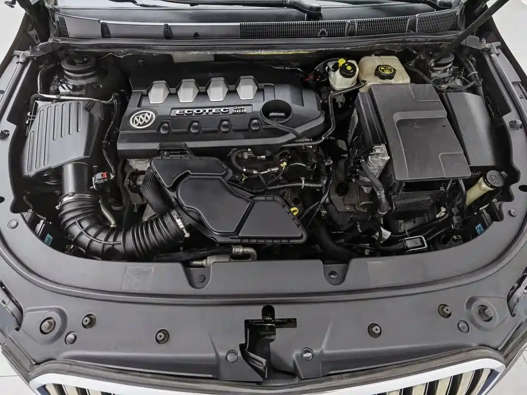 Buick LaCrosse — миниатюра 6