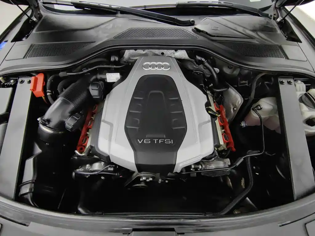 Audi A8 — миниатюра 6