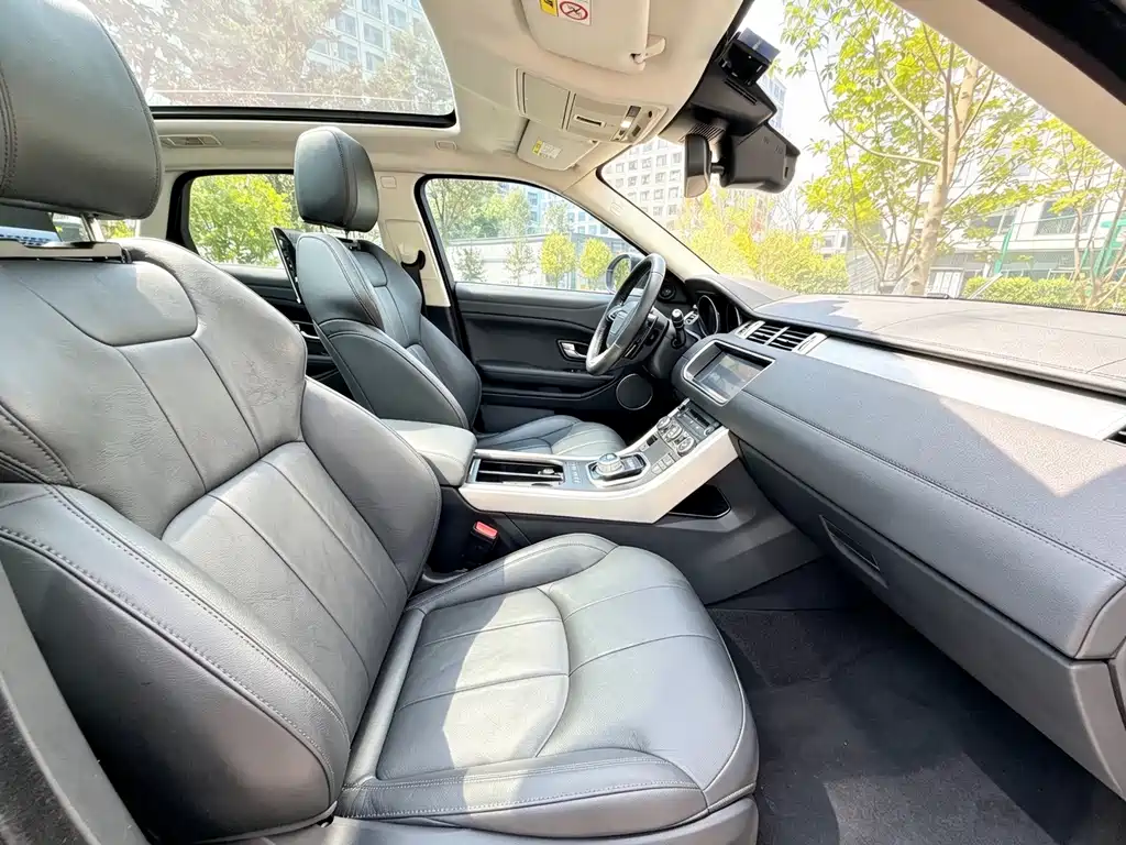 Land Rover Evoque — миниатюра 7