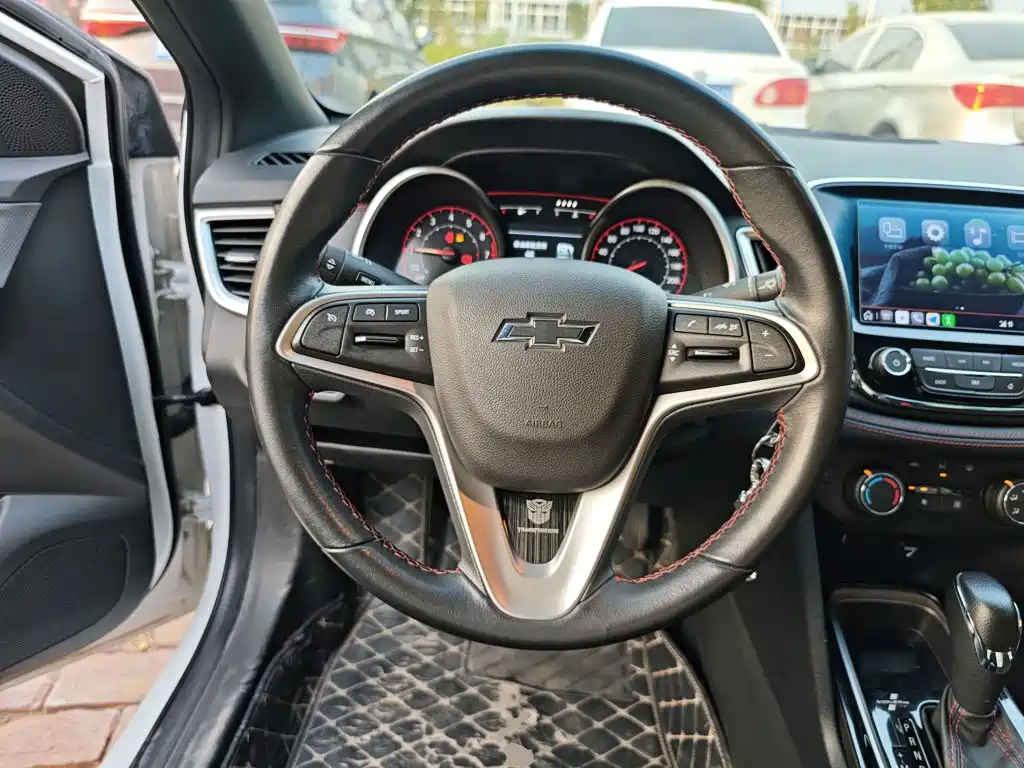 Chevrolet Monza — миниатюра 11