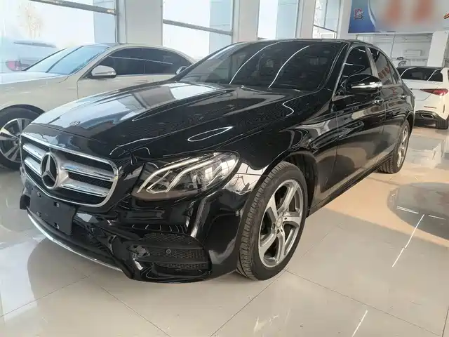 MERCEDES-BENZ E CLASS 2017