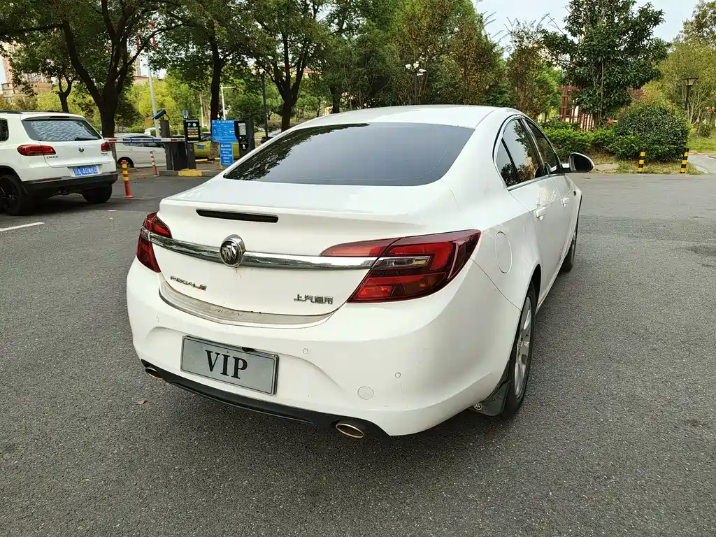 Buick Regal — миниатюра 7