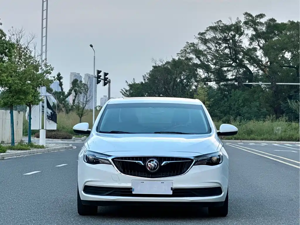 Buick Excelle — миниатюра 2
