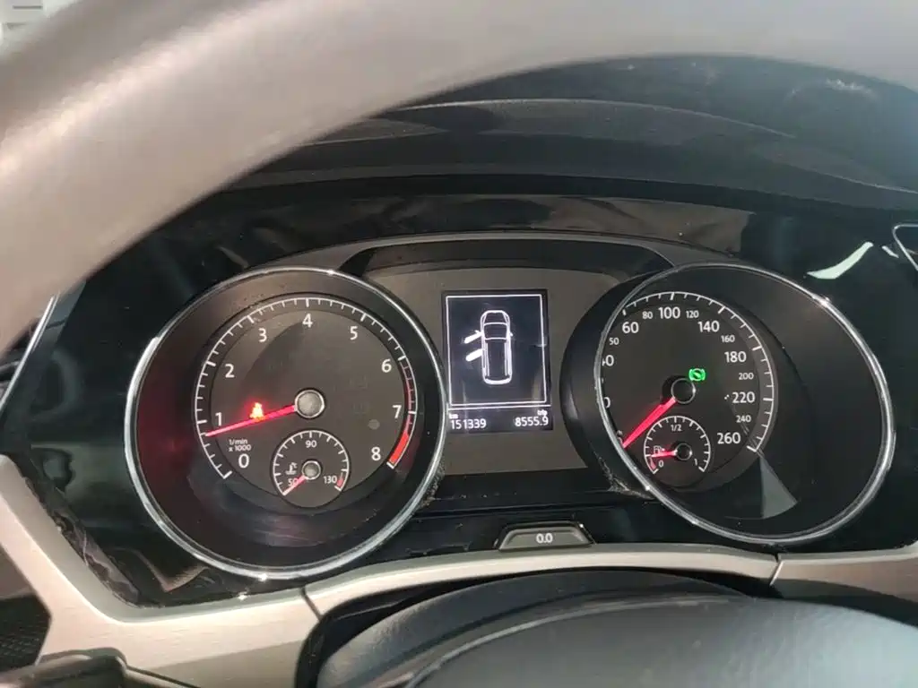Volkswagen Touran — миниатюра 12