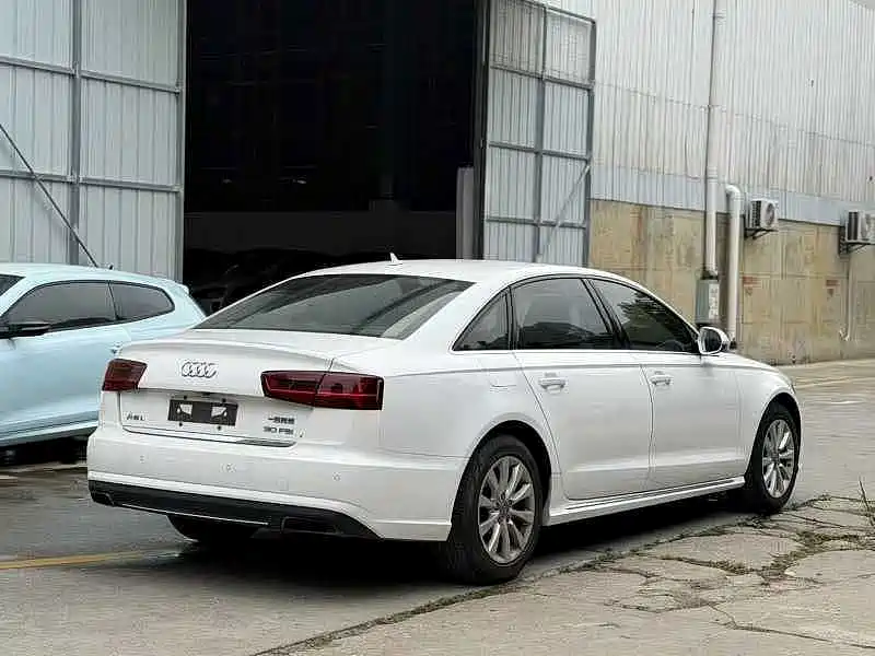Audi A6L — миниатюра 9