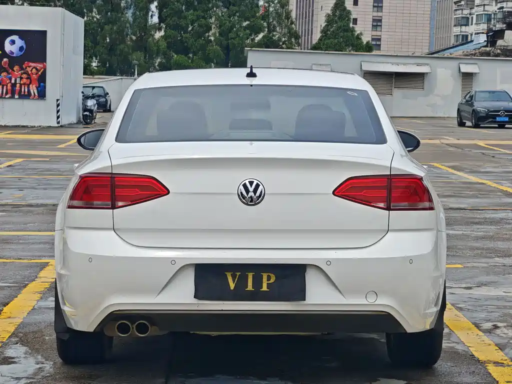 Volkswagen Lamando 2018 280TSI DSG Comfort