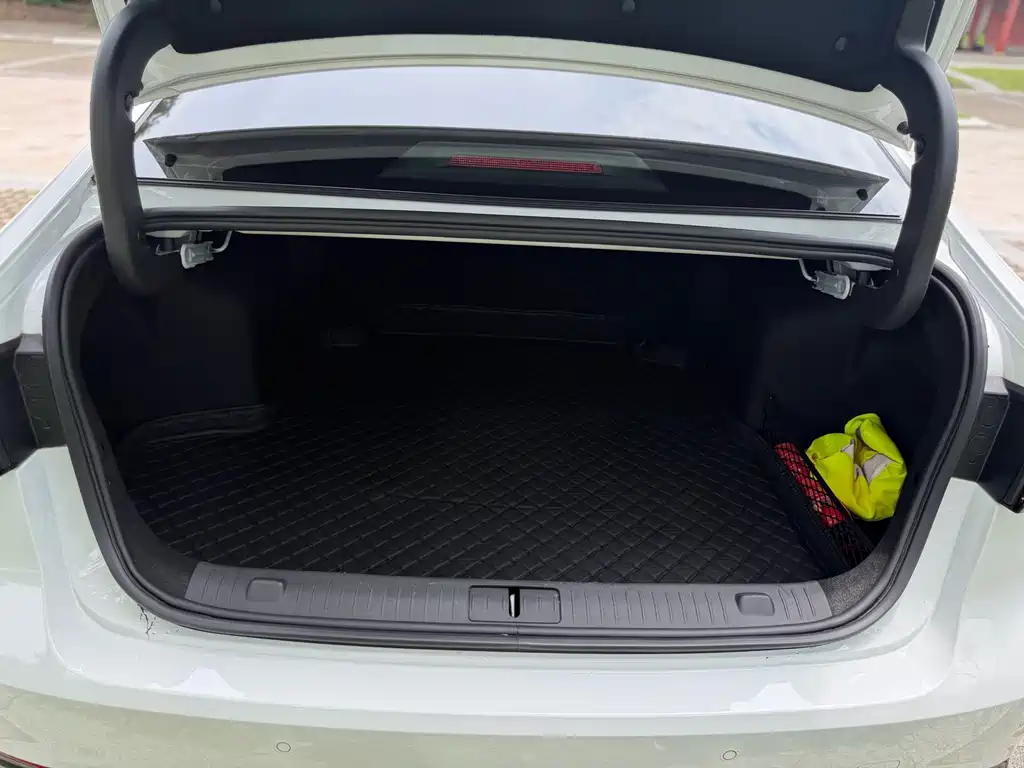 Chery Arrizo 8 PRO 1.6T DCT Comfort Type, фото 19
