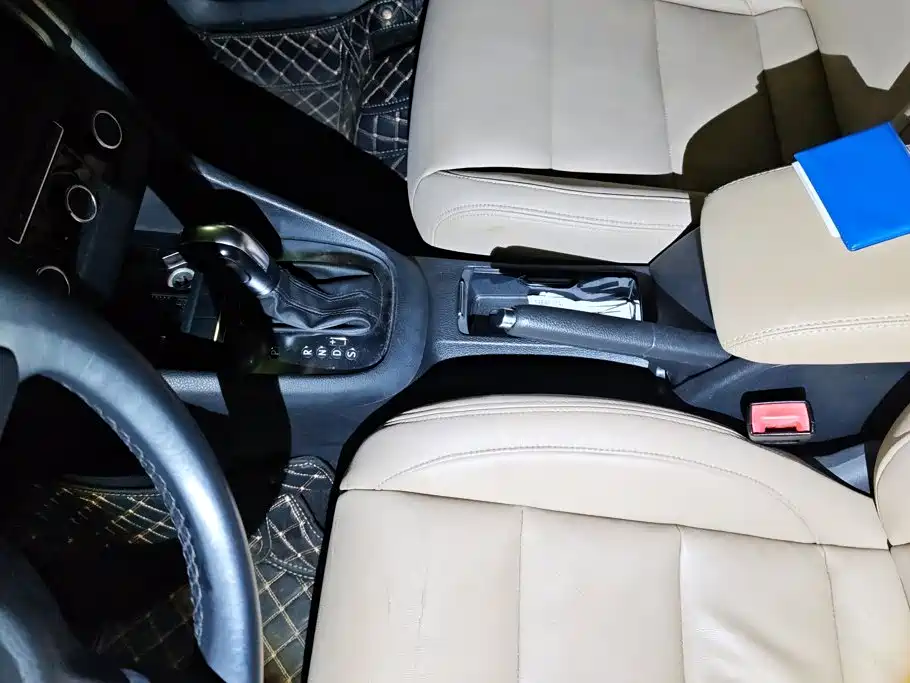Volkswagen Golf — миниатюра 16