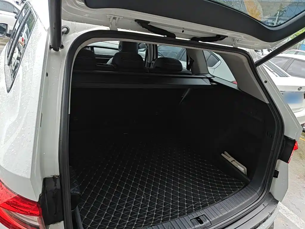 Skoda Kodiaq — миниатюра 19