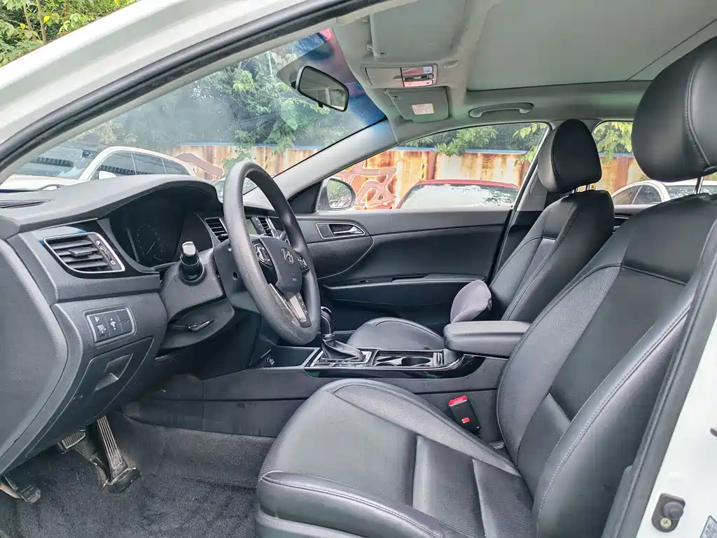 Hyundai Mistra — миниатюра 14