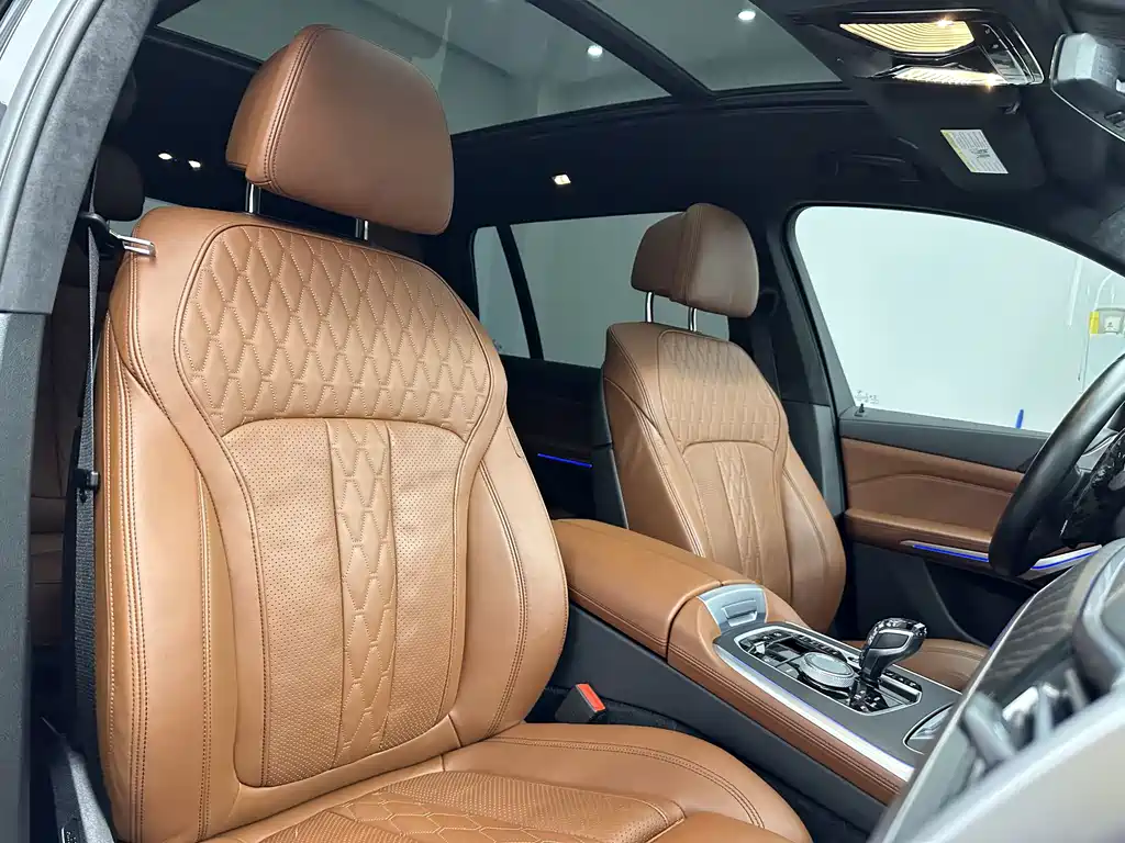 BMW X7 — миниатюра 16