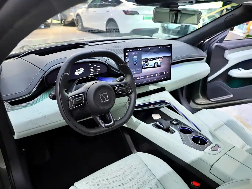 ZEEKR EXTREME KRYPTON 001