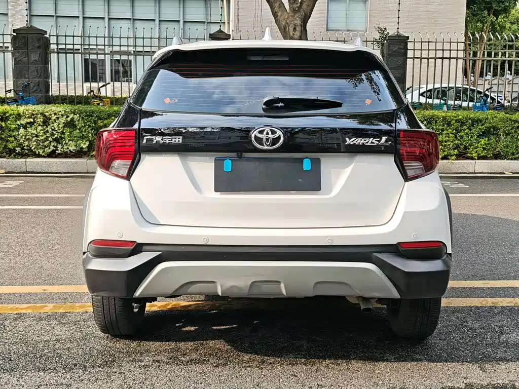 TOYOTA YARIS L ZHIXUAN