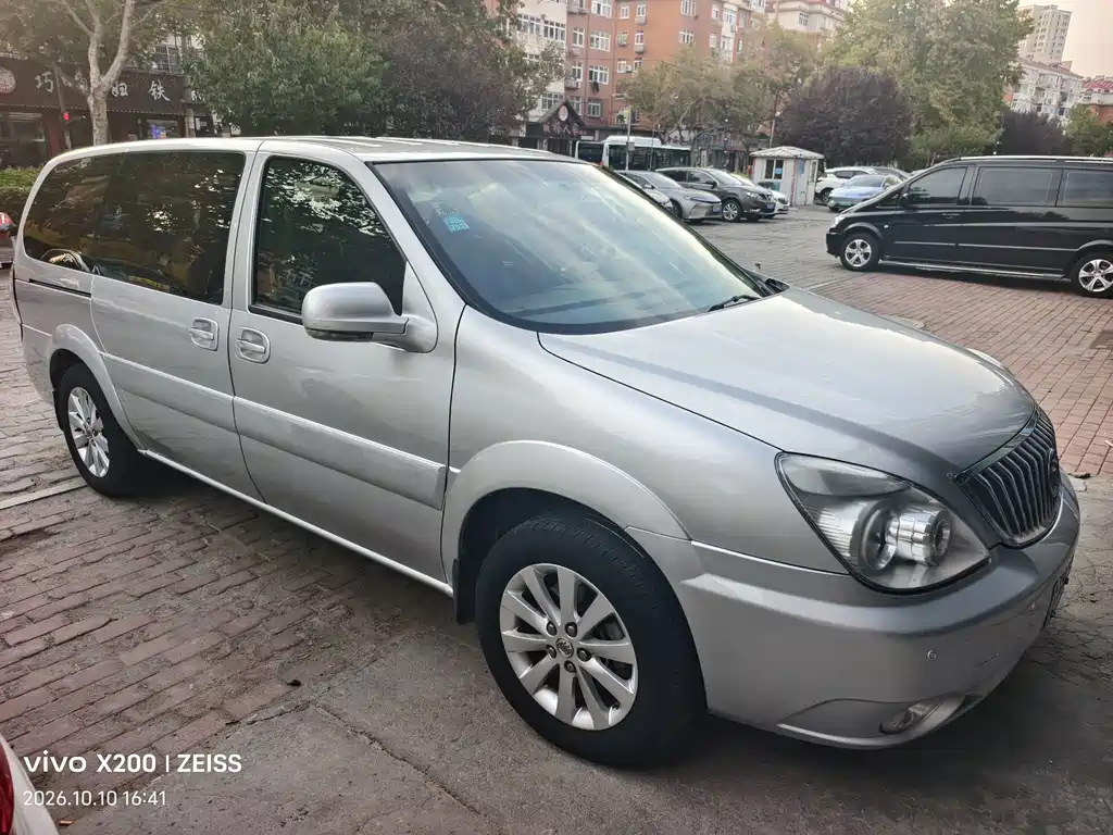 Buick GL8 — миниатюра 16