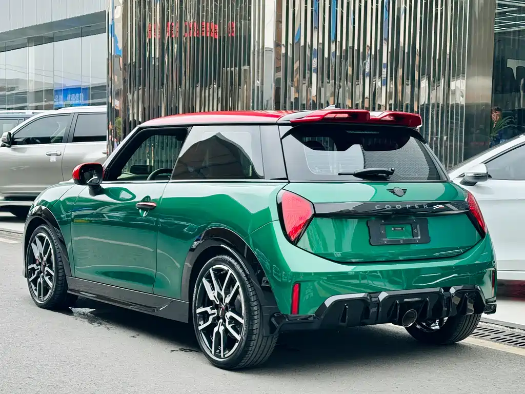 Mini JCW 2025 JOHN COOPER WORKS