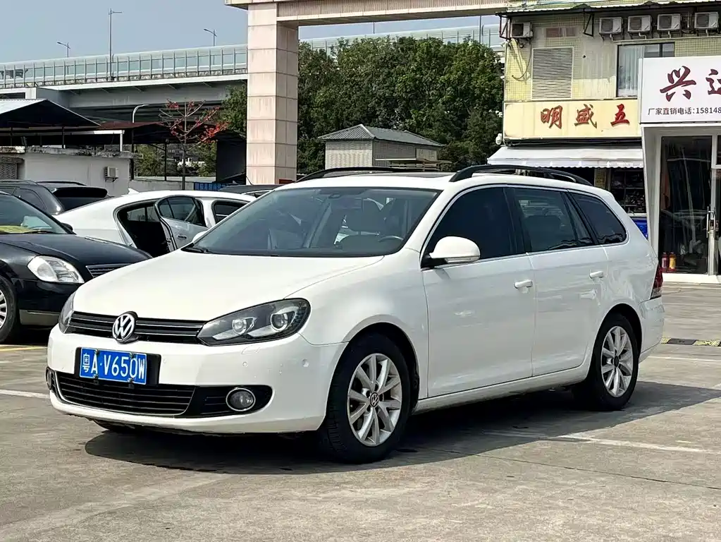 Volkswagen Golf (Import) 2013