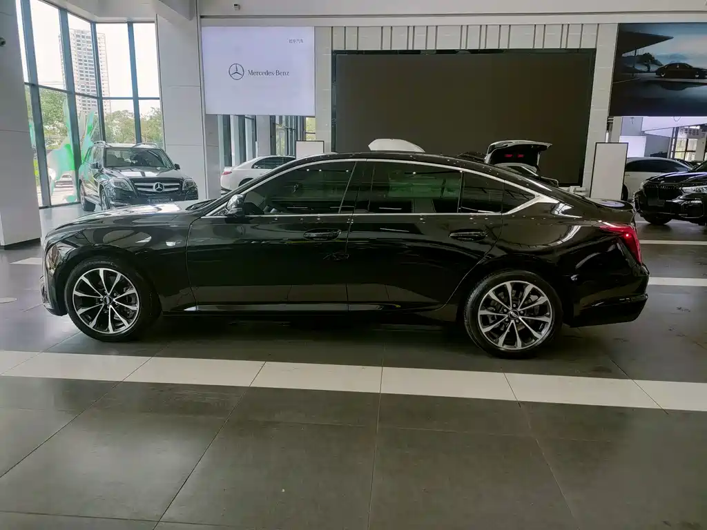 Cadillac CT5 — миниатюра 5