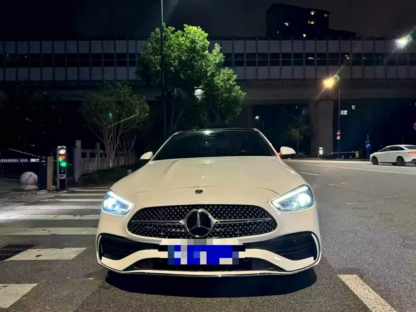 奔驰C级 2024款 改款 C 260 L 运动版 2024