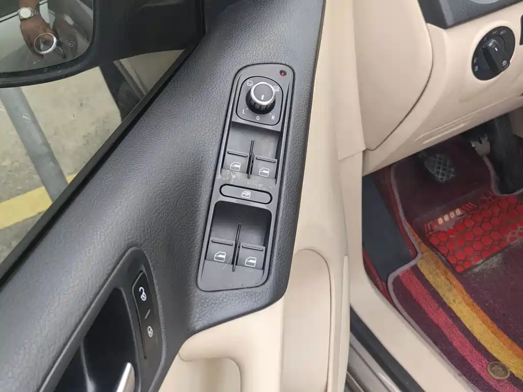 Volkswagen Tiguan — миниатюра 7