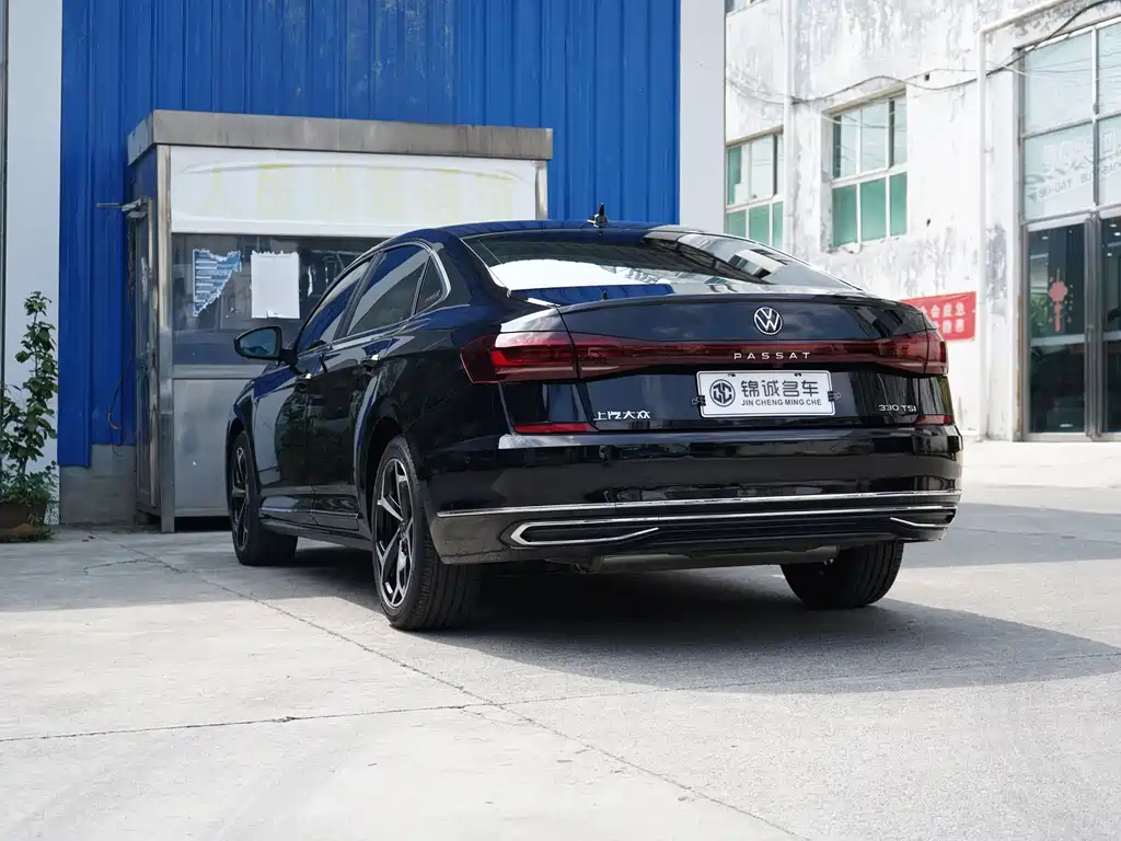 Volkswagen Passat — миниатюра 7
