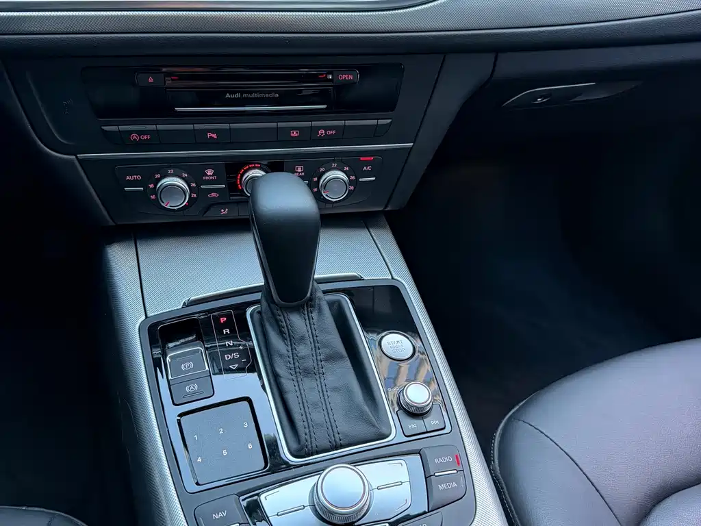 Audi A6L — миниатюра 11