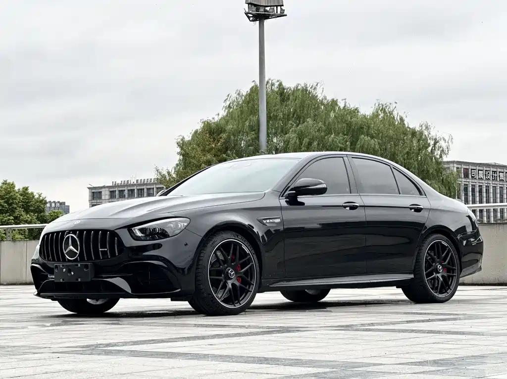 Mercedes-Benz E-Class AMG 2021