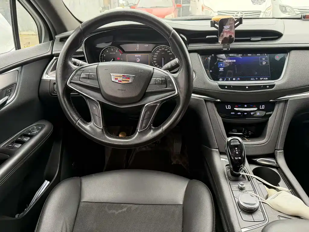 Cadillac XT5 — миниатюра 5