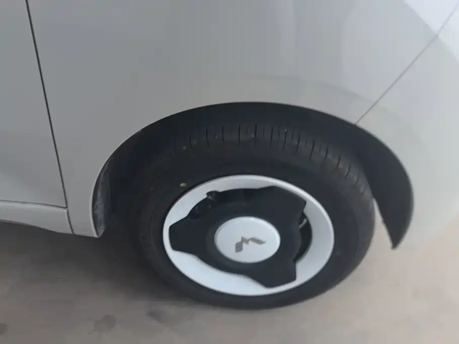 Wuling MINIEV — миниатюра 6