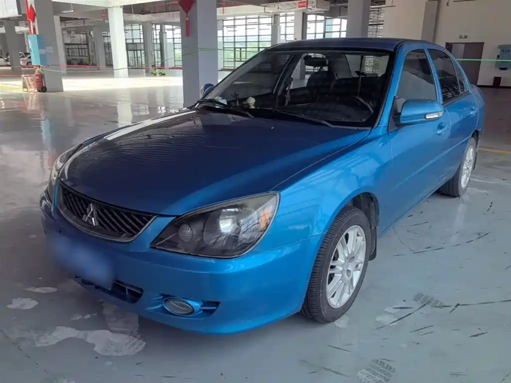 Mitsubishi 蓝瑟 2015