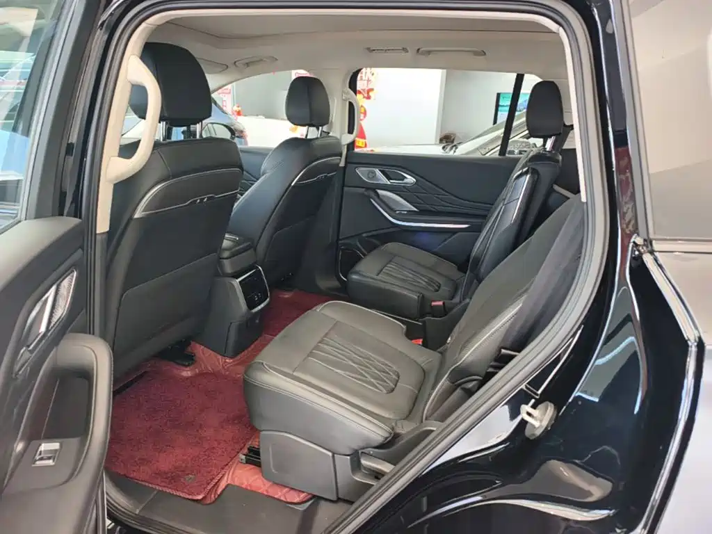 Hongqi Hongqi HS7 PHEV — миниатюра 17