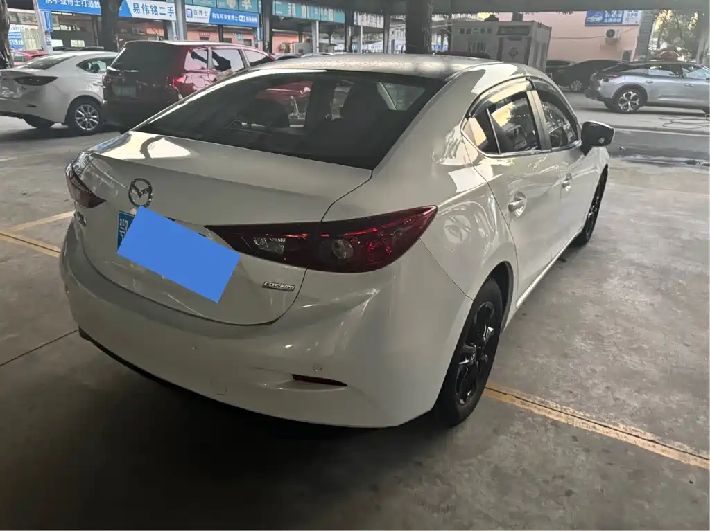 Mazda 3 Axela — миниатюра 11
