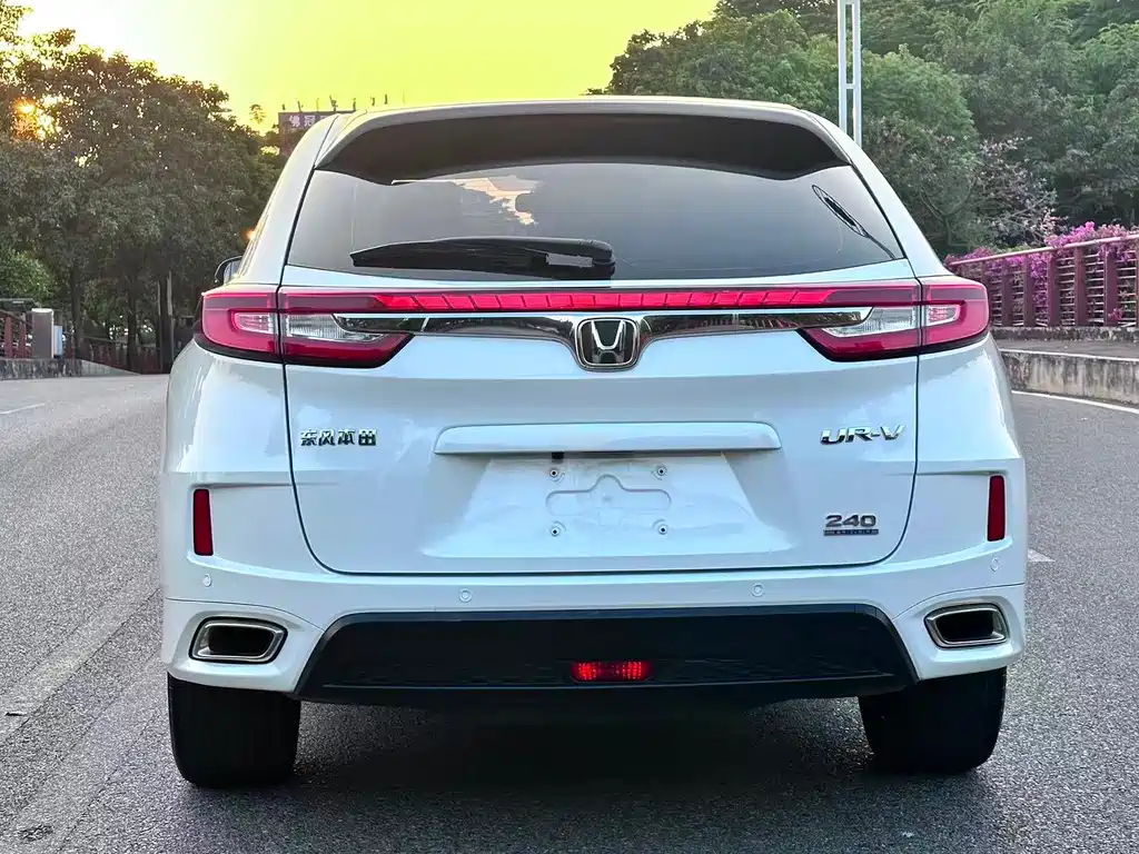 Honda UR-V — миниатюра 6