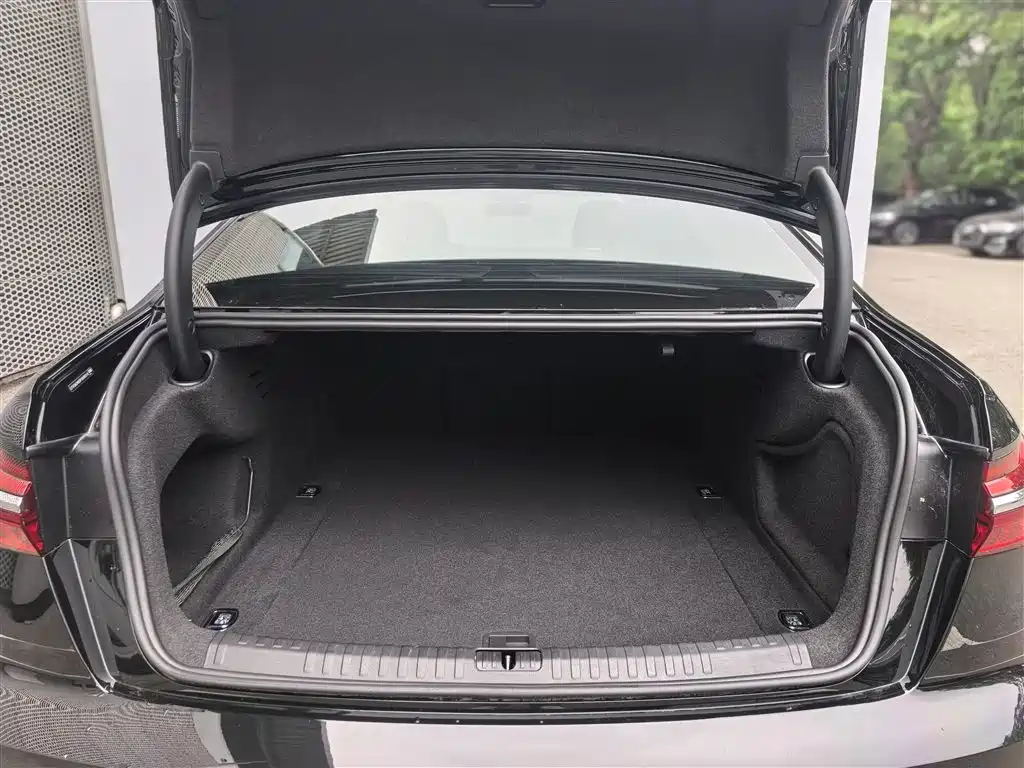 Audi A6L 2023 45 TFSI