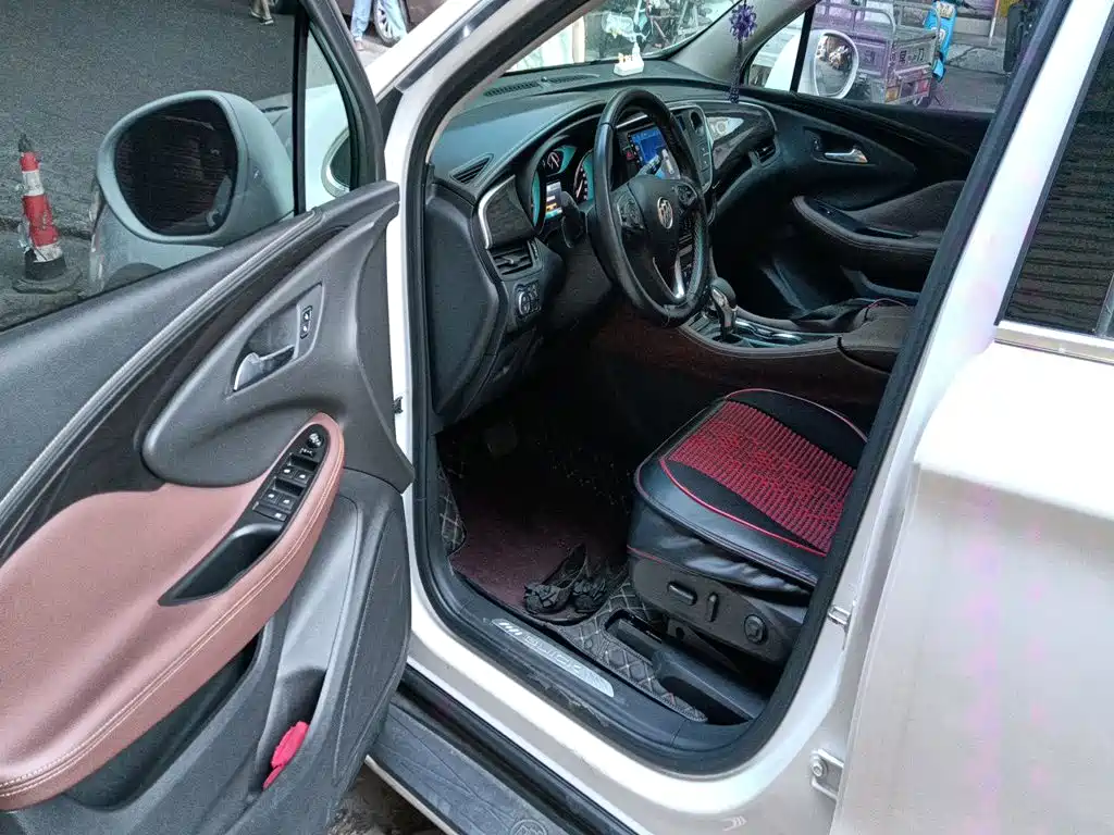 Buick Envision Plus — миниатюра 12