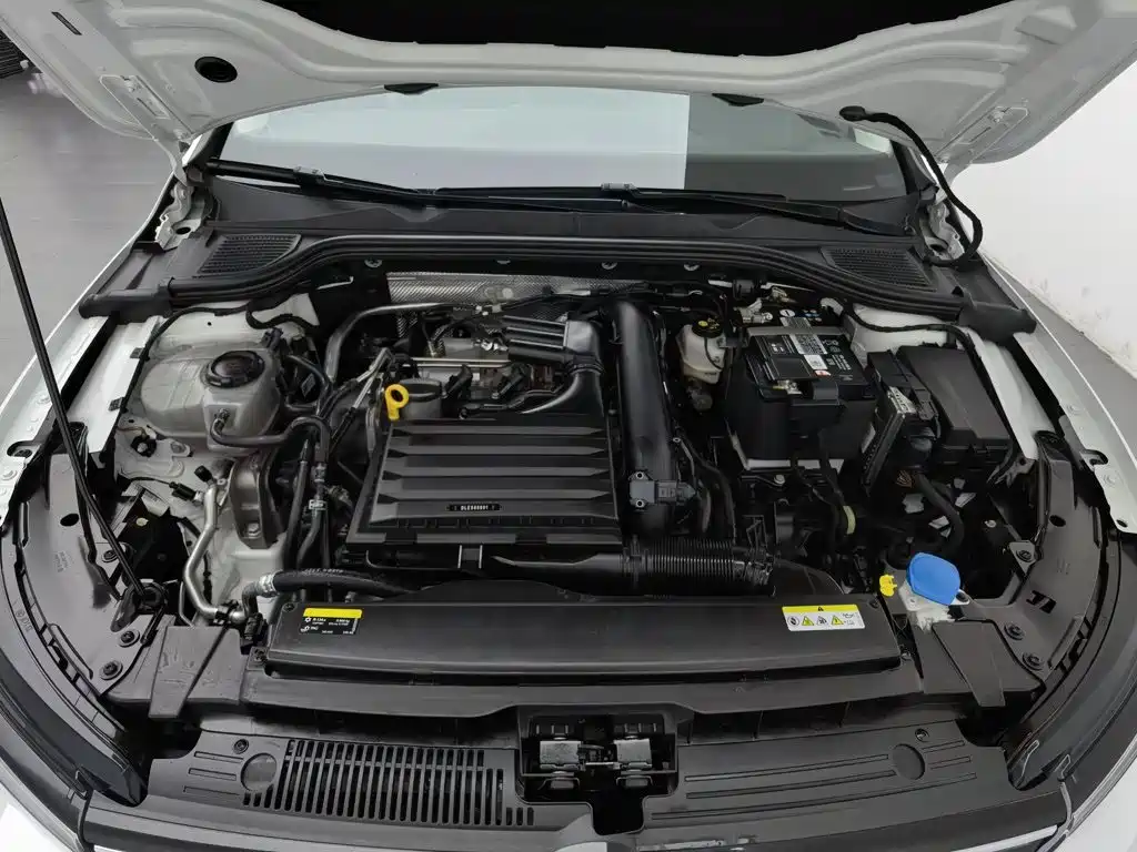 Volkswagen Golf — миниатюра 6