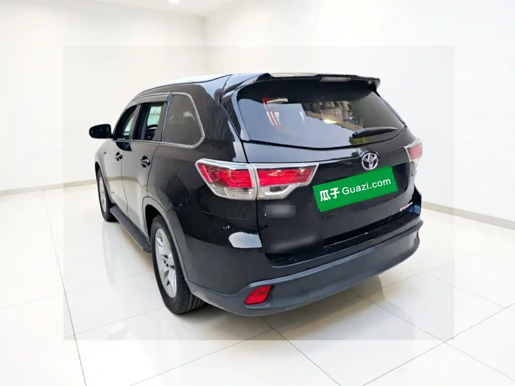 Toyota Highlander — миниатюра 4