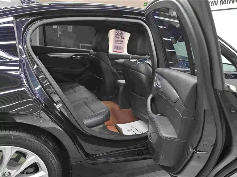 Cadillac CT5 — миниатюра 14