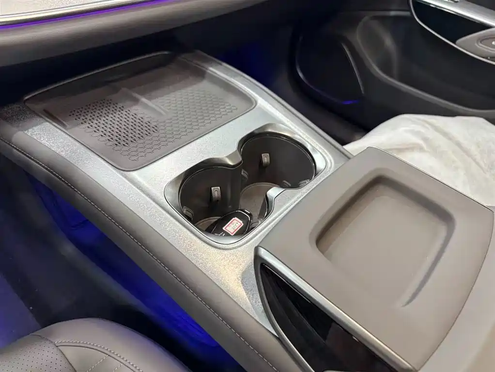 Hongqi HONGQI TIANGONG 08